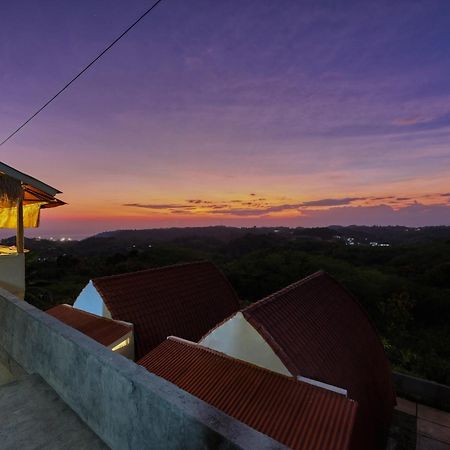 D Sebuluh Bungalow Batumadeg Bagian luar foto
